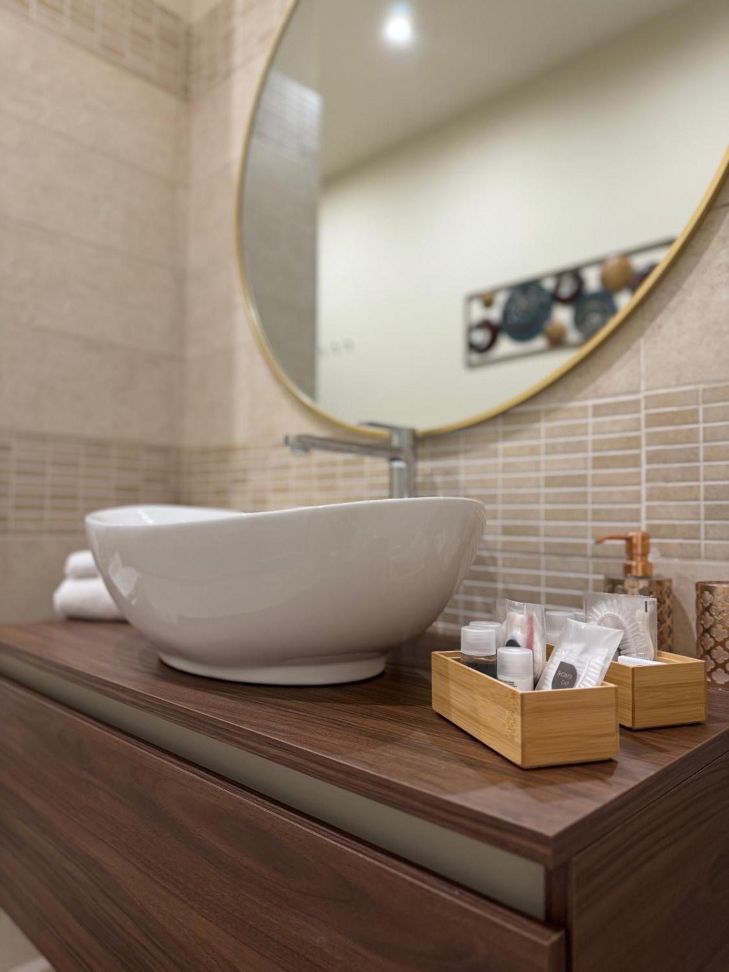 Domus Fysi Hotel Palermo Bagian luar foto