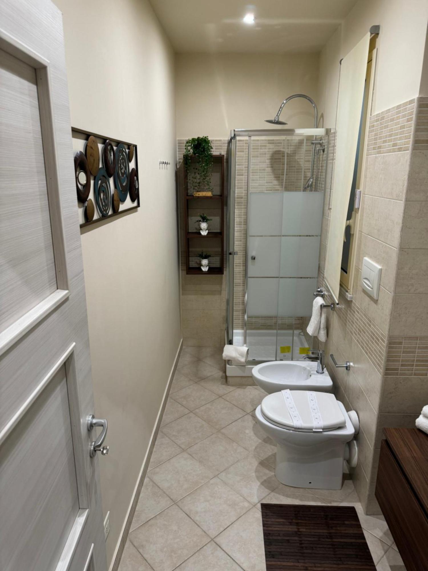 Domus Fysi Hotel Palermo Bagian luar foto