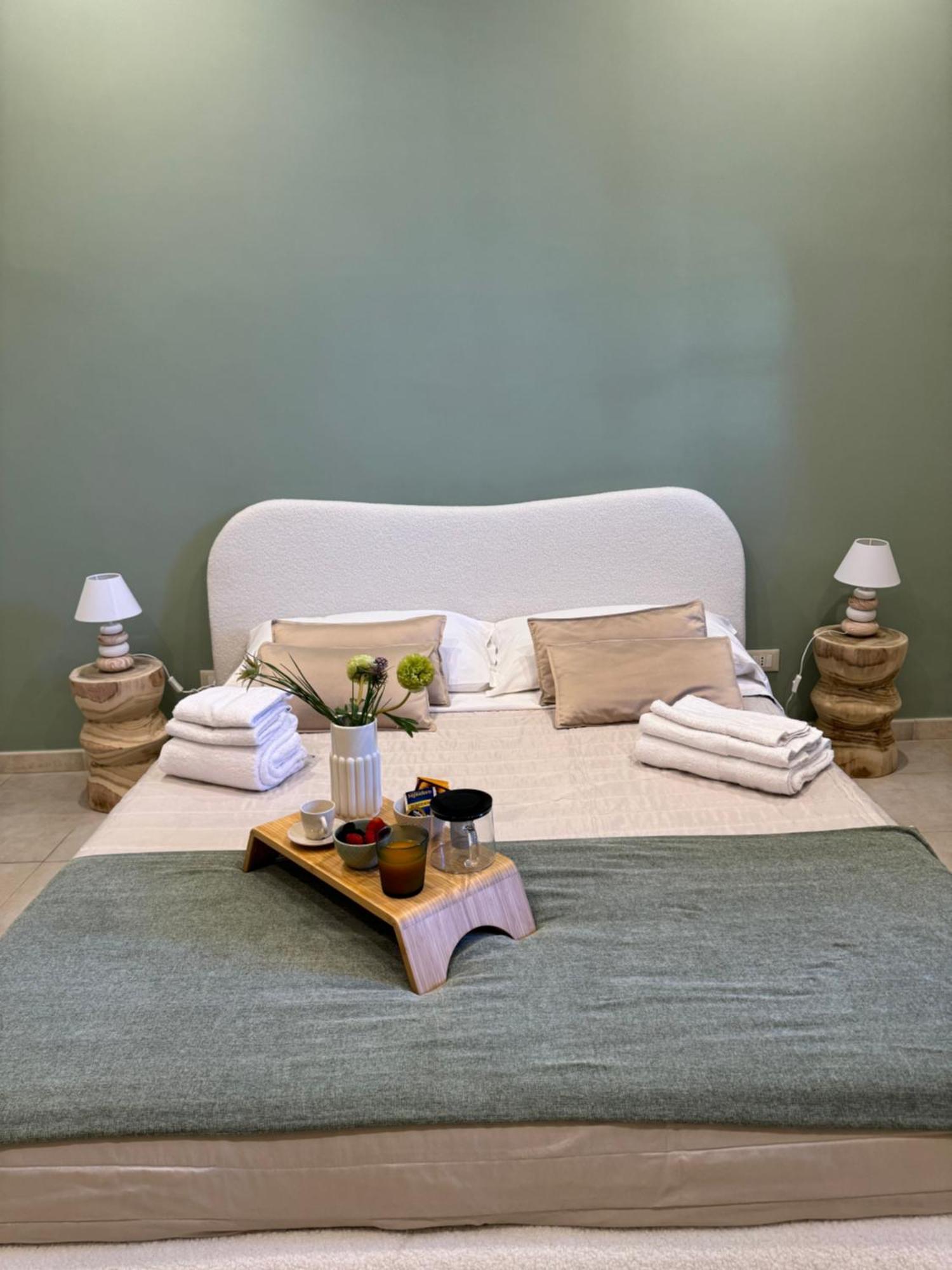 Domus Fysi Hotel Palermo Bagian luar foto