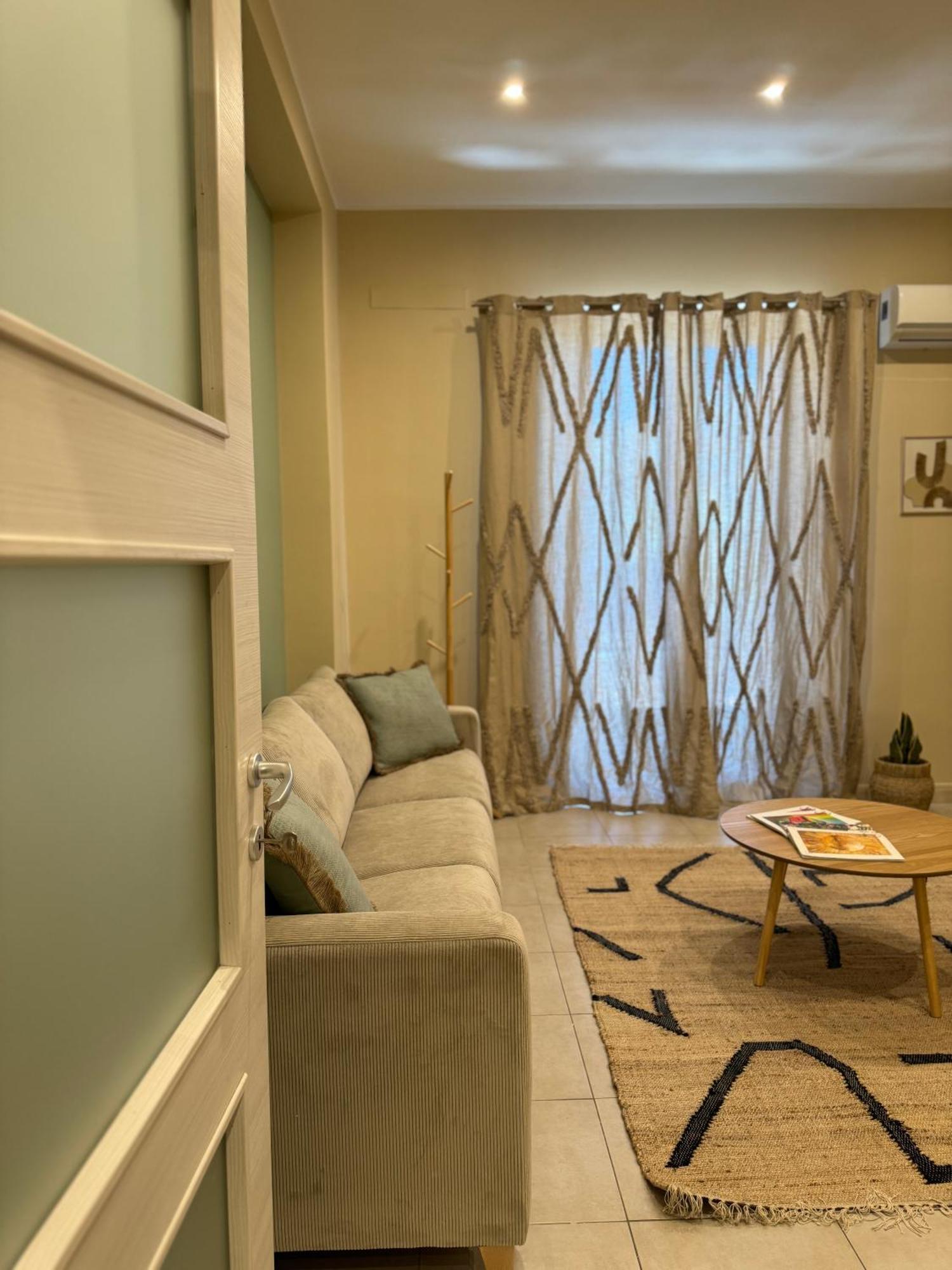 Domus Fysi Hotel Palermo Bagian luar foto