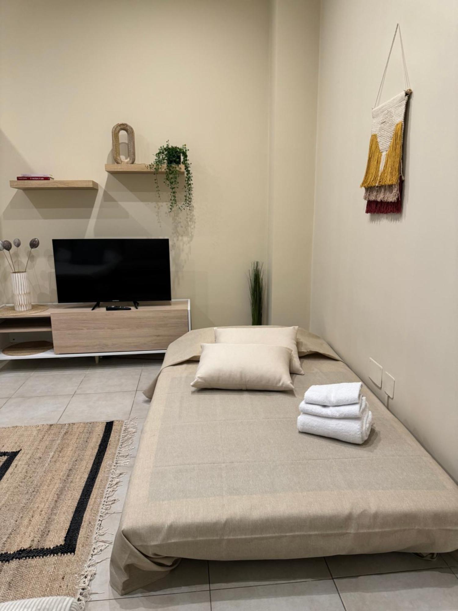 Domus Fysi Hotel Palermo Bagian luar foto