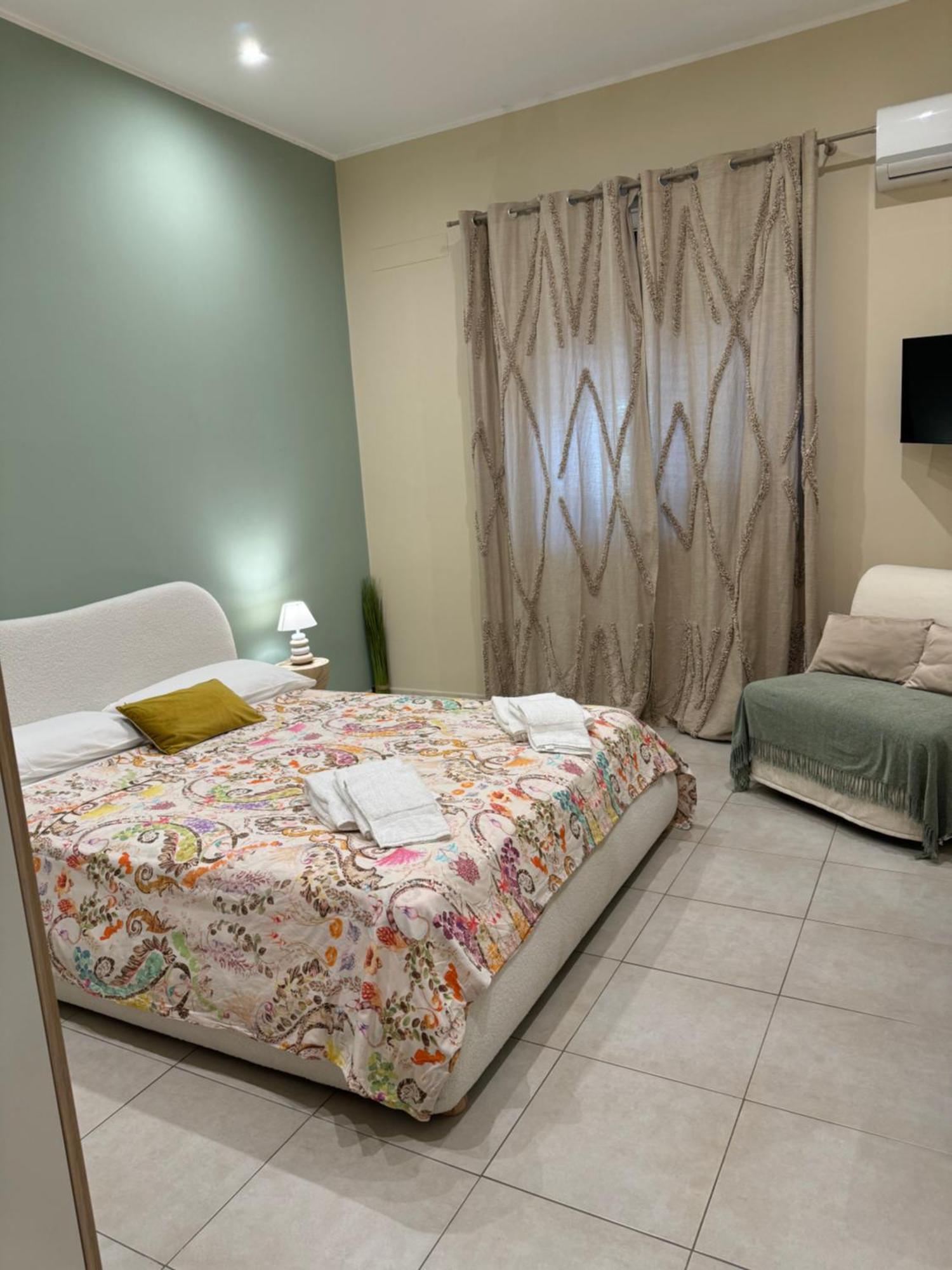 Domus Fysi Hotel Palermo Bagian luar foto