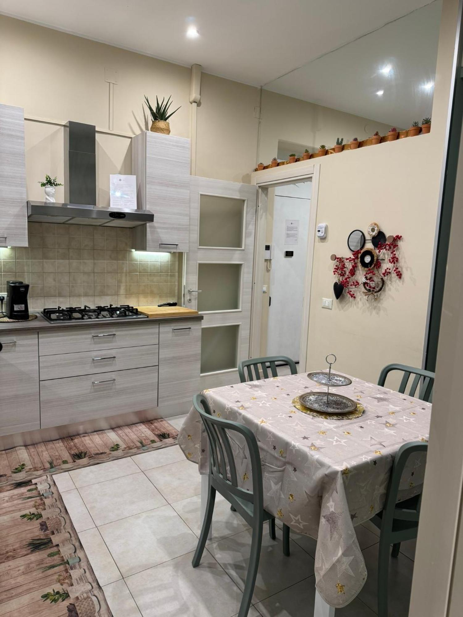 Domus Fysi Hotel Palermo Bagian luar foto